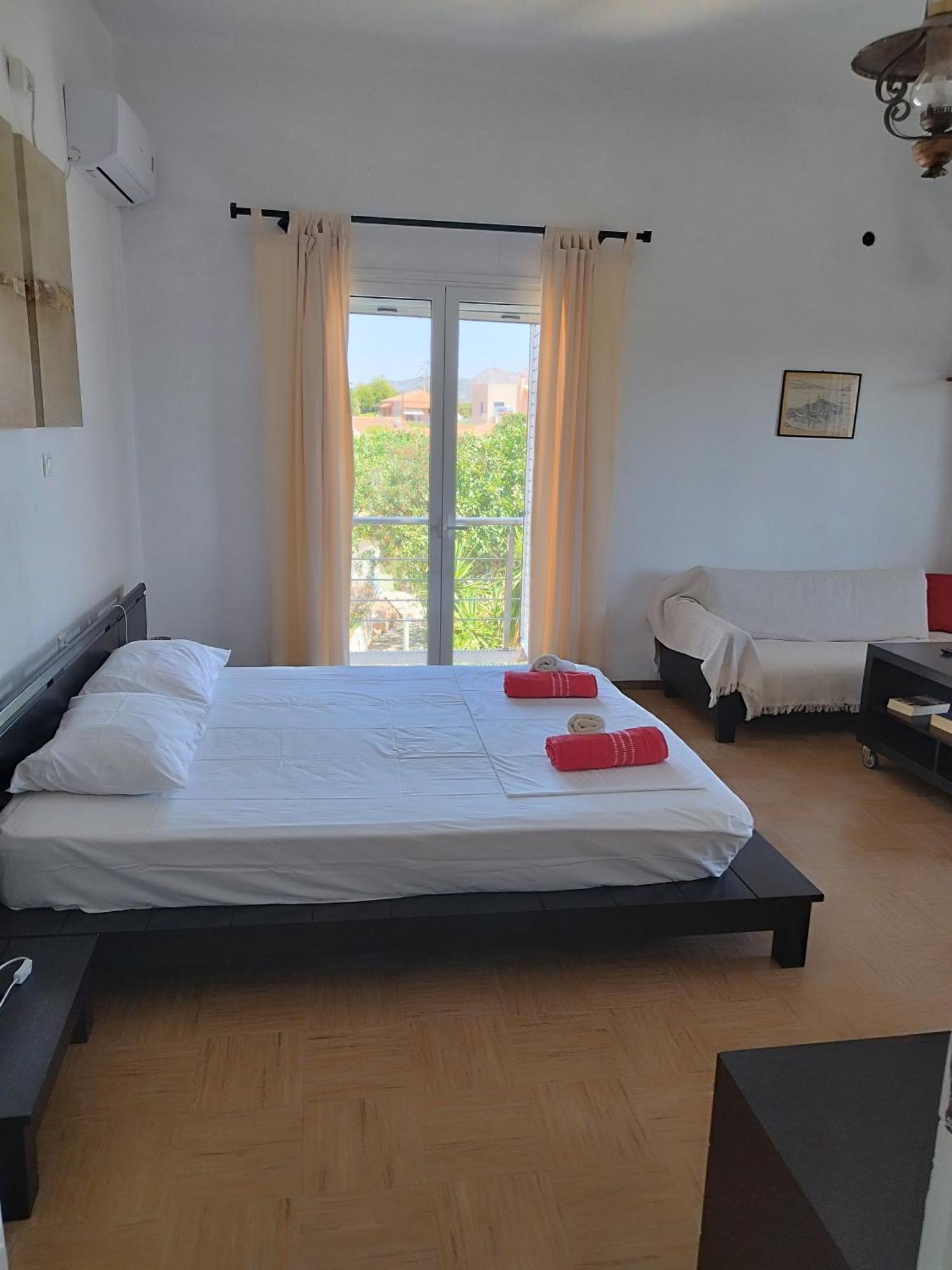 Solmar Aegina With Private Pool - Jacuzzi Apartman Khloi Kültér fotó
